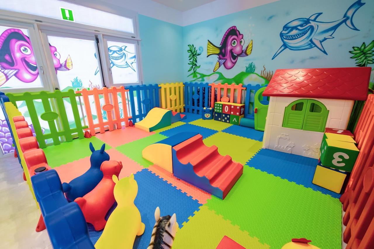 Color Perla Village Bellaria – Igea Marina Kültér fotó
